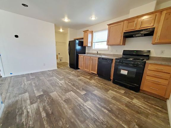 2nd image of 825 N Lamb Blvd #287