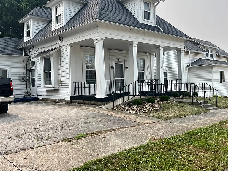 141 S Main St — Photo 2