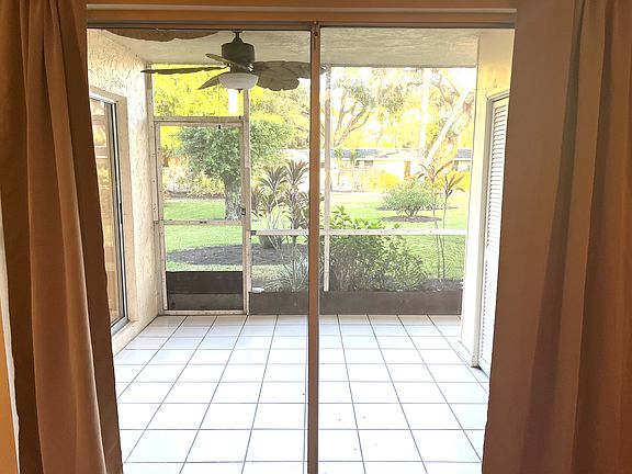 2nd image of 27249 Pullen Ave APT B3