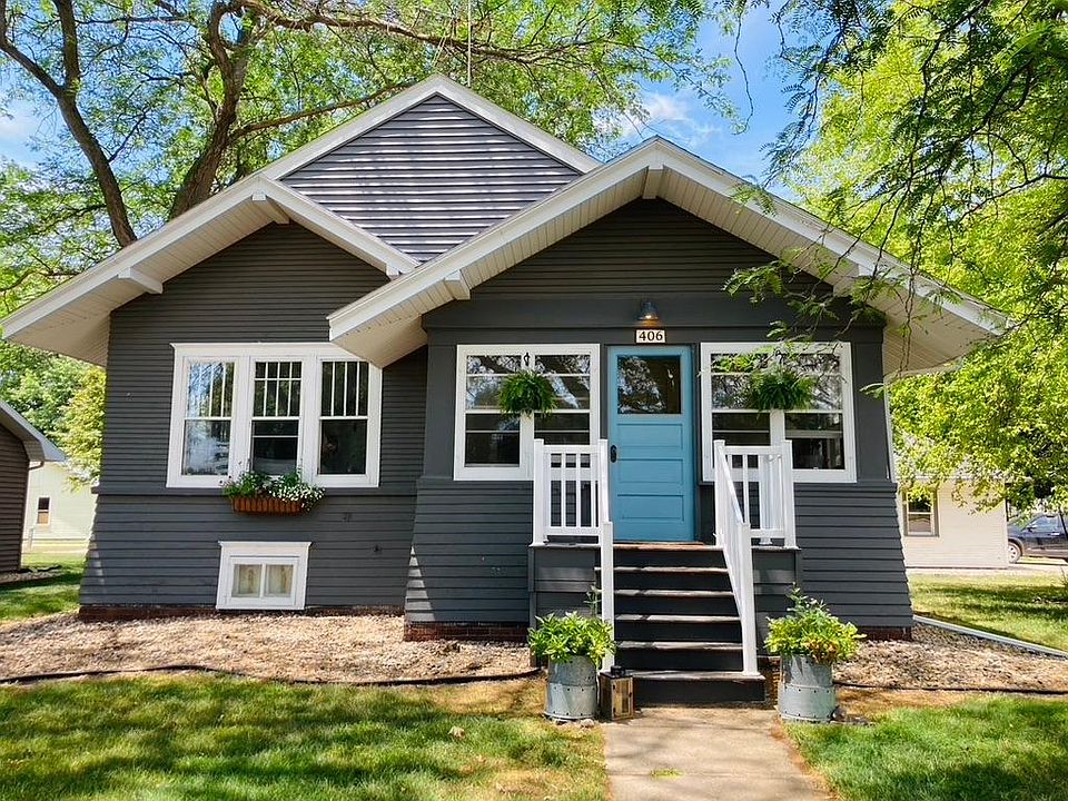 Front view of house from Main Street.
