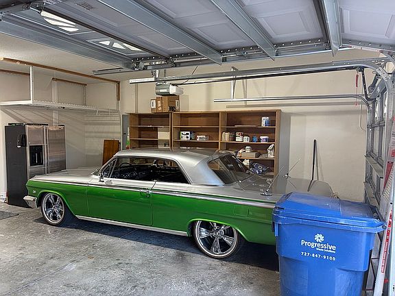 Deep garage bay #1 w shelves