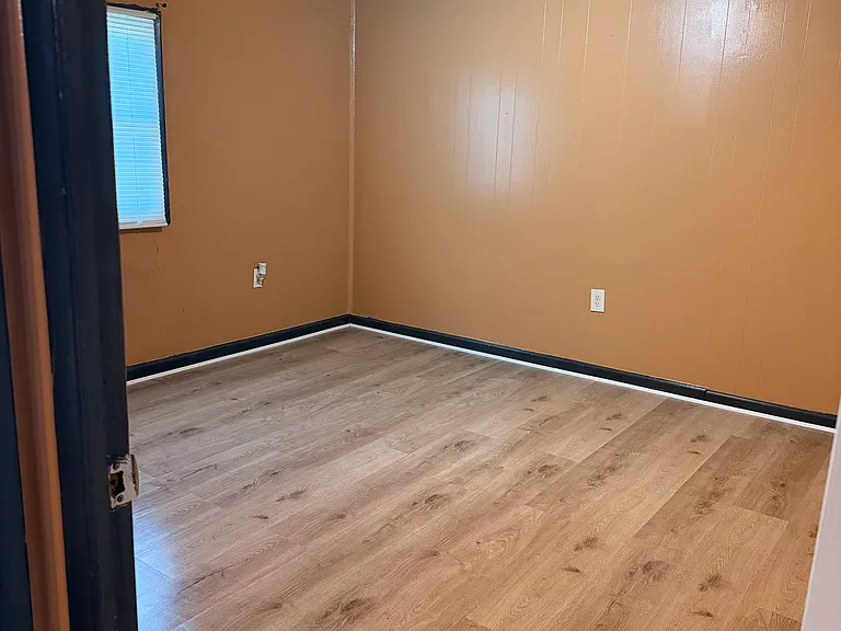 2961 Deeb Dr — Photo 5