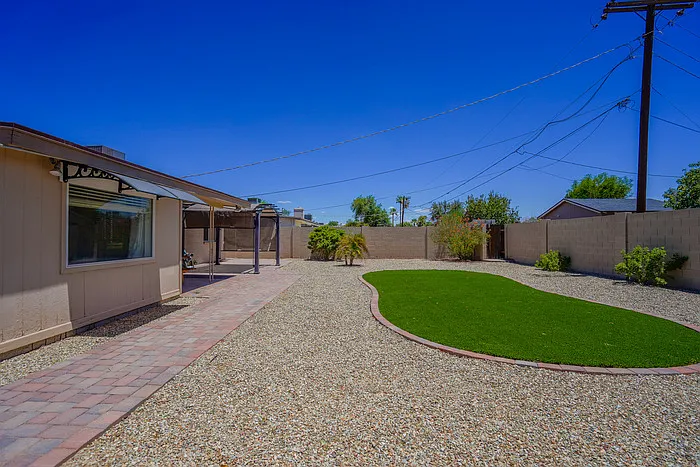 845 W Romo Jones St — Photo 7
