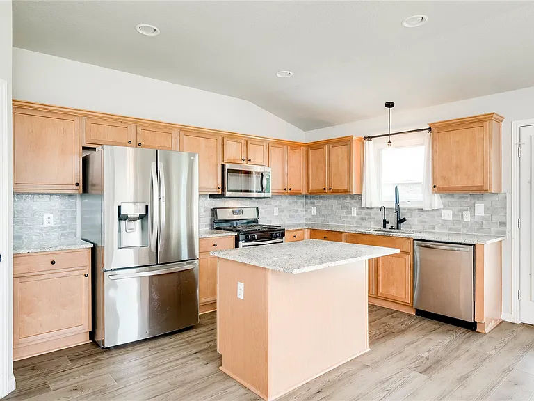 2401 Marshall Trl — Photo 8