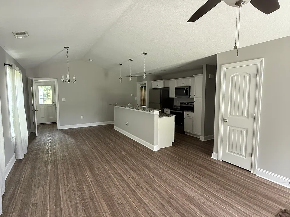 5572 Fern Ridge Rd
