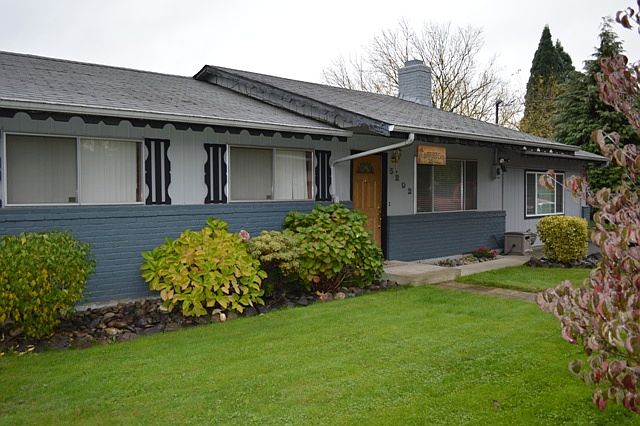1st image of 5202 NE 56th Ave