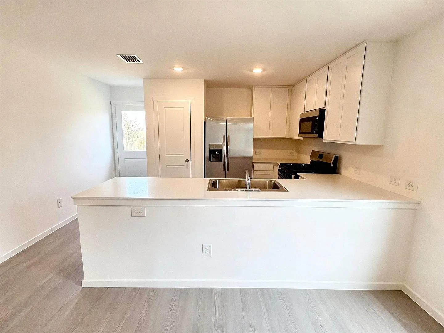 3156 Campeiro Avenue, Providence Village, TX 76227 — Photo 3