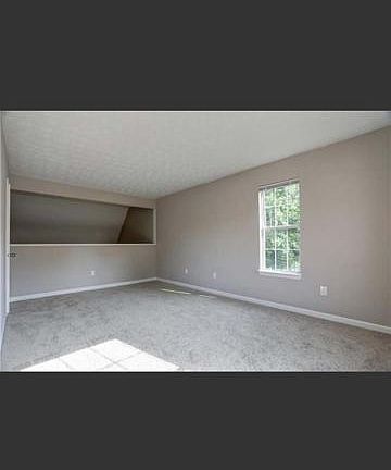 4th image of 3852 Meadow Green Ct