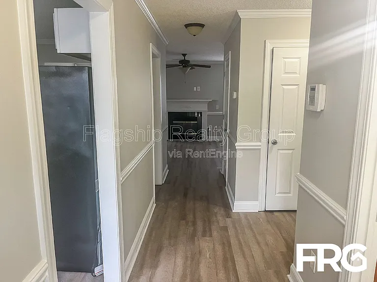 4170 Dudleys Grant Dr — Photo 3
