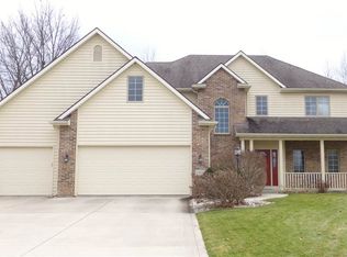1811 Falconview Pl E, Fort Wayne, IN 46818