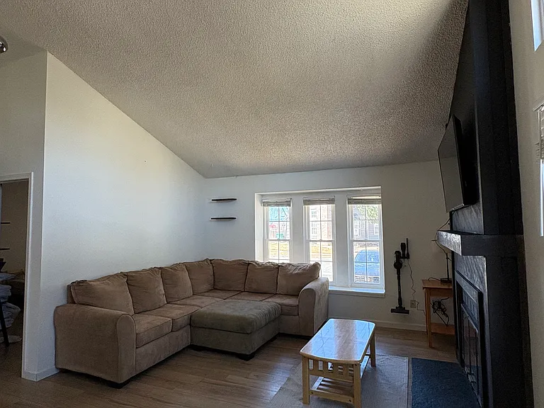 5000 S Pagosa St #A — Photo 2