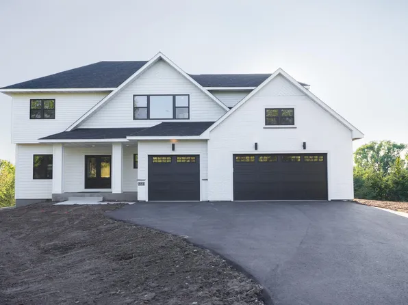 884 Gavin Pass, Hudson, WI 54016