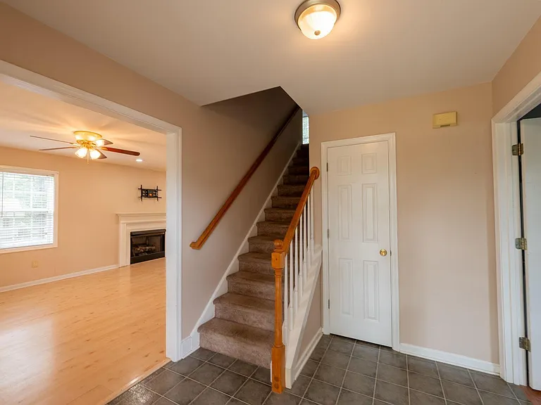 497 Sunset Dr — Photo 46