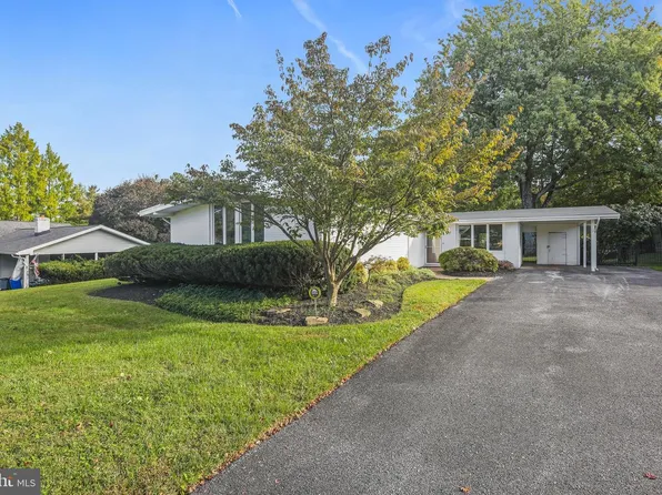 3415 Manor Hill Rd, Baltimore, MD 21208