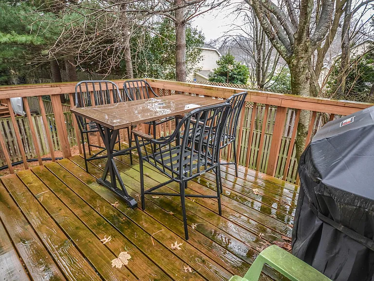 27 Cross Country Ct — Photo 38