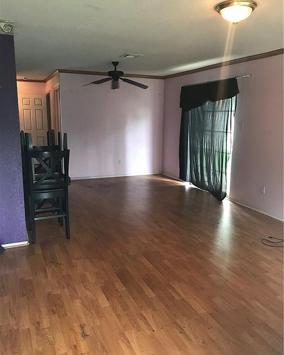 2nd image of 1013 Hatton St