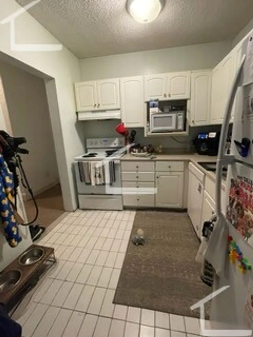 Garden level 2 bed in prime location — Photo 1