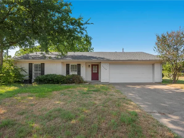 3902 Oak Bluff Cir, Bryan, TX 77802
