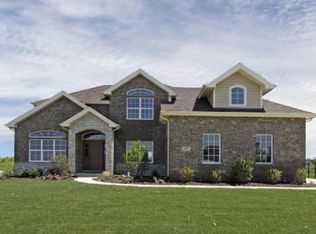 918 Bridle Ln, Wheaton, IL