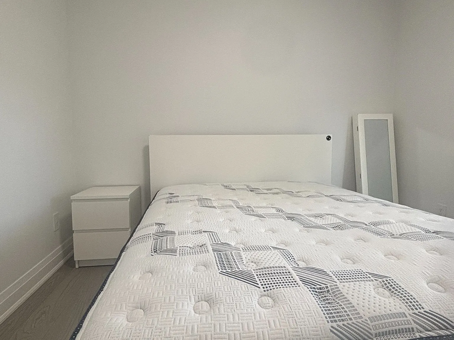 2 bed, $1,350 — Photo 3