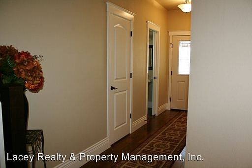 2nd image of 4225 17th Way NE