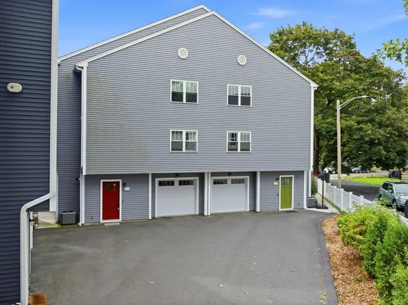 5D Canal St #5D, South Hadley, MA 01075