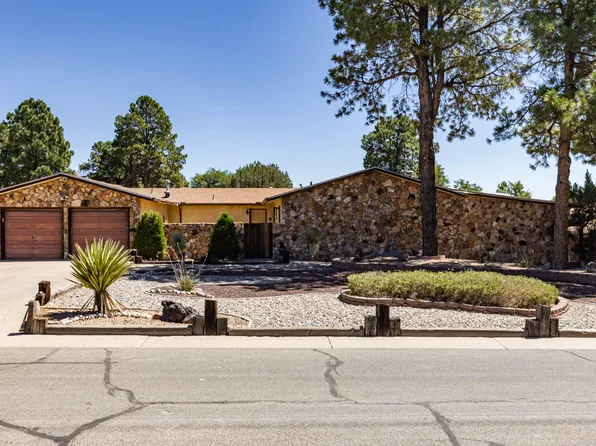 4912 Simon Dr NW, Albuquerque, NM 87114