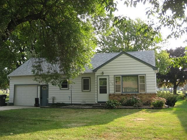 1st image of 633 James Blvd