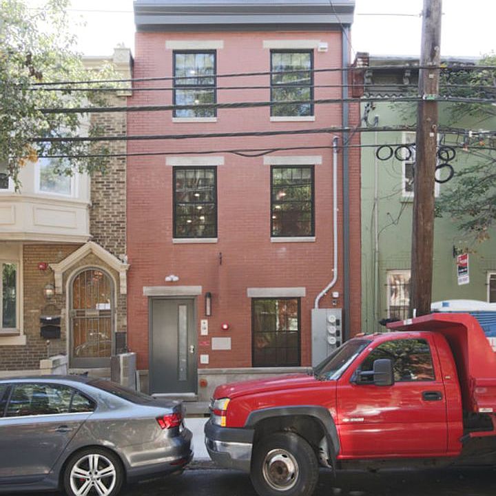 1st image of 1914 Bainbridge St #1
