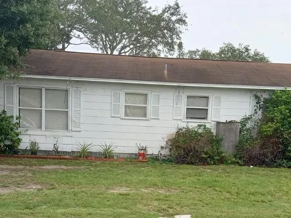 804 8th Ave SW, Largo, FL 33770