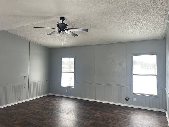 3rd image of 354 Joyner Loop