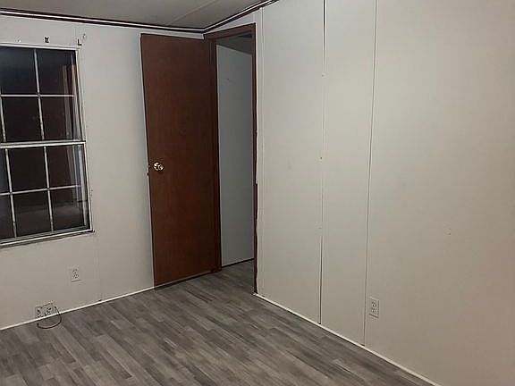 5th image of 3903 Harless St