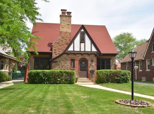 466 N Pinecrest St, Milwaukee, WI 53208