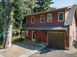 1402 Cross Creek Ln, Hood River, OR 97031