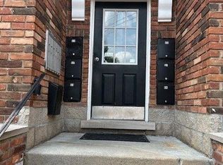 31831 Grand River Ave UNIT 61, Farmington, MI 48336