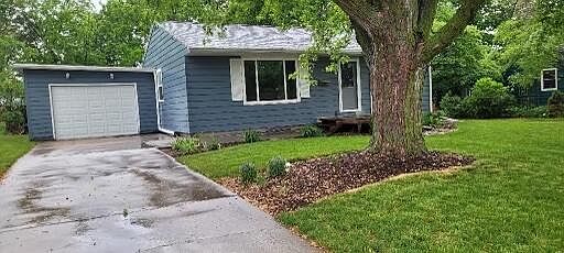 2nd image of 616 11th St