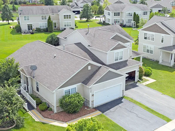 2732 Verdi St, Woodstock, IL 60098