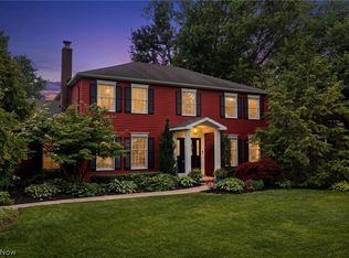 31477 Roberta Dr, Bay Village, OH 44140