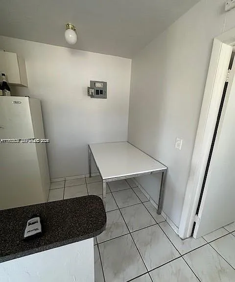 110 W 26th St #6 — Photo 3