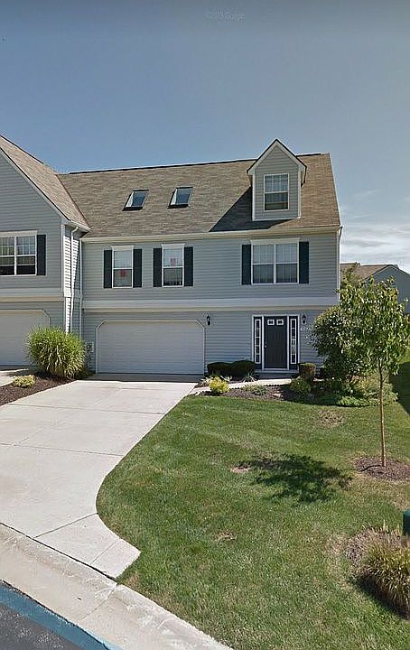 1st image of 502 Parkside Ln #54