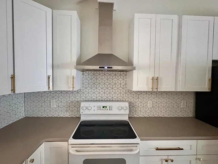 4853 College Acres Dr — Photo 5