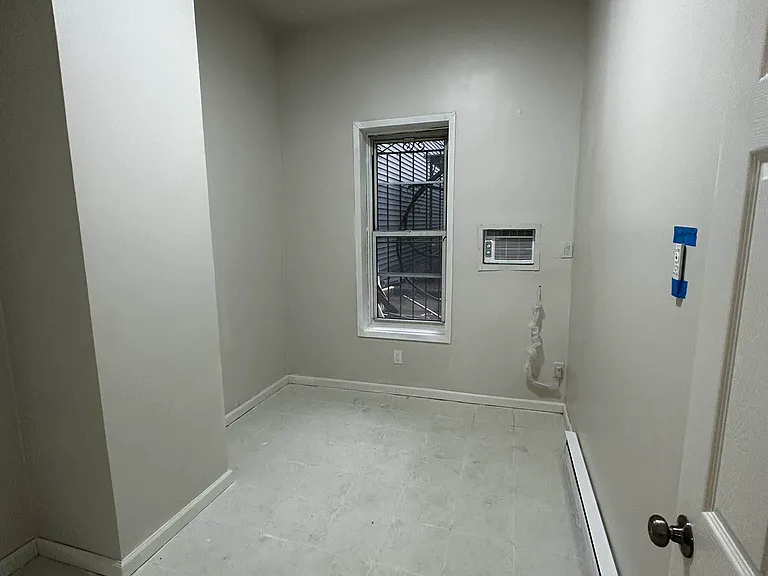 984 Bedford Ave #1 — Photo 9
