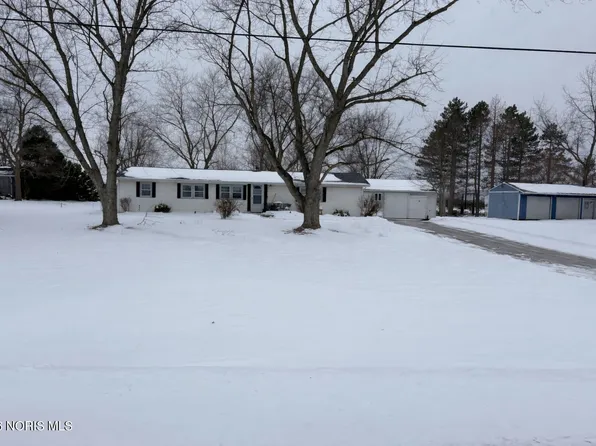 14742 Dohoney Rd, Defiance, OH 43512