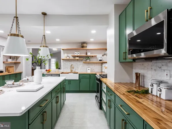 1807 Sutton Ave, Baltimore, MD 21227