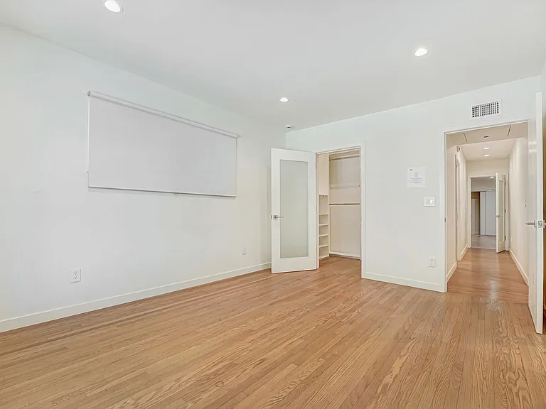 7741 Variel Ave — Photo 11