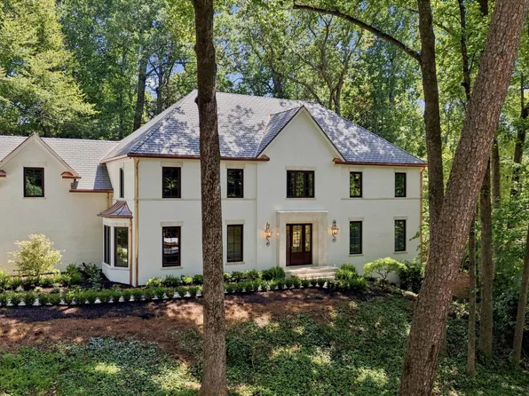 4095 Glen Devon Dr NW, Atlanta, GA 30327