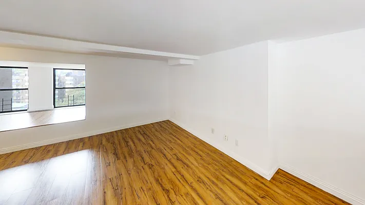 Rented by Modern Spaces | media 11