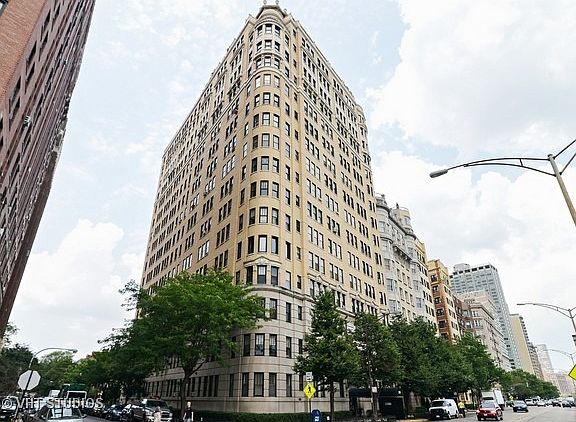 2nd image of 3300 N Lake Shore Dr APT 13D
