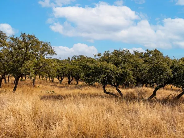 0 Caprock Ridge Dr, Kerrville, TX 78028