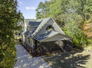 5854 Wallace Dr, Caseville, MI 48725